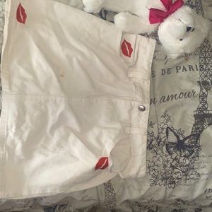 A white skirt with kisses size medium